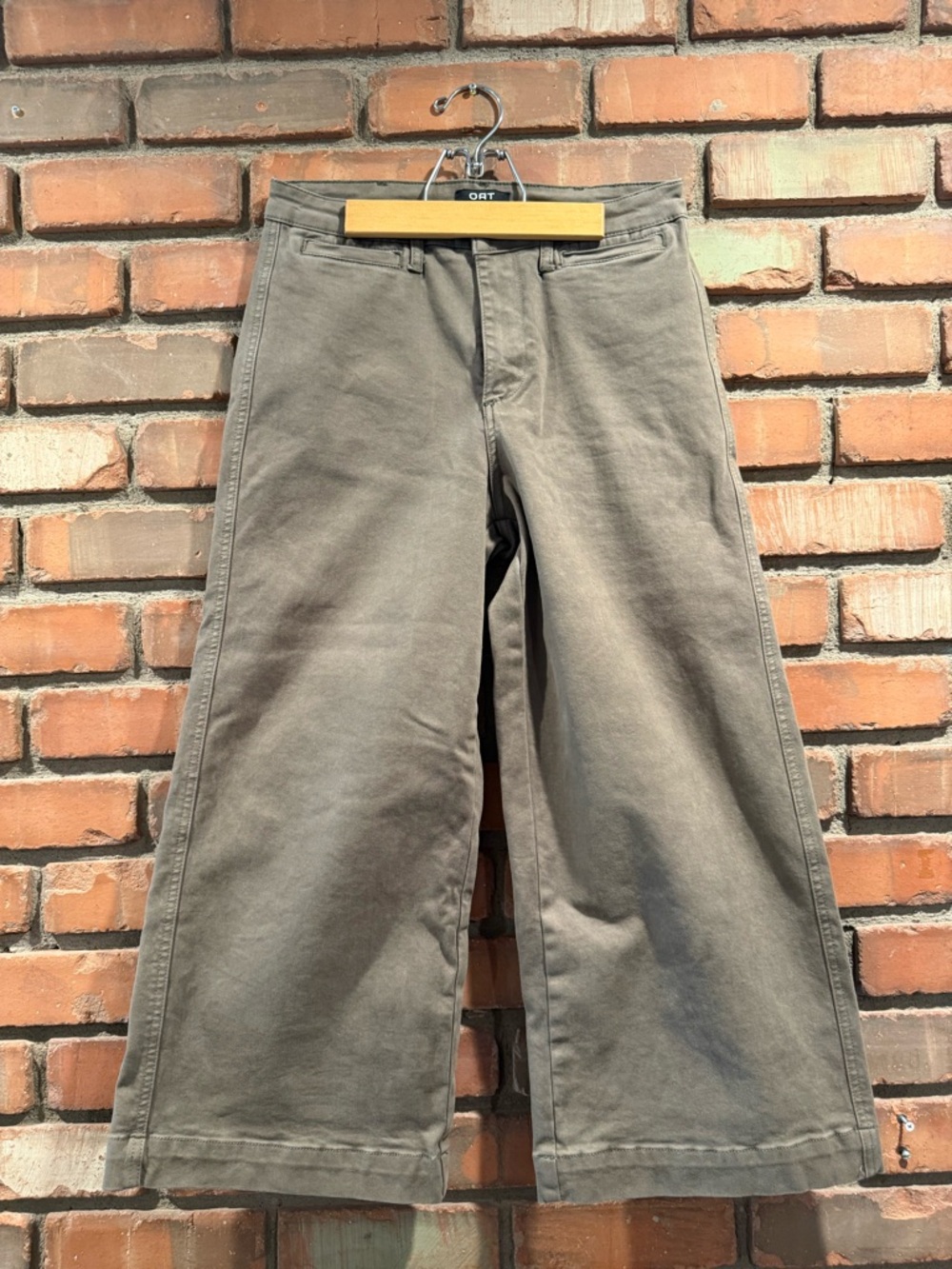 Wide-Leg Women’s Pants in Olive Green